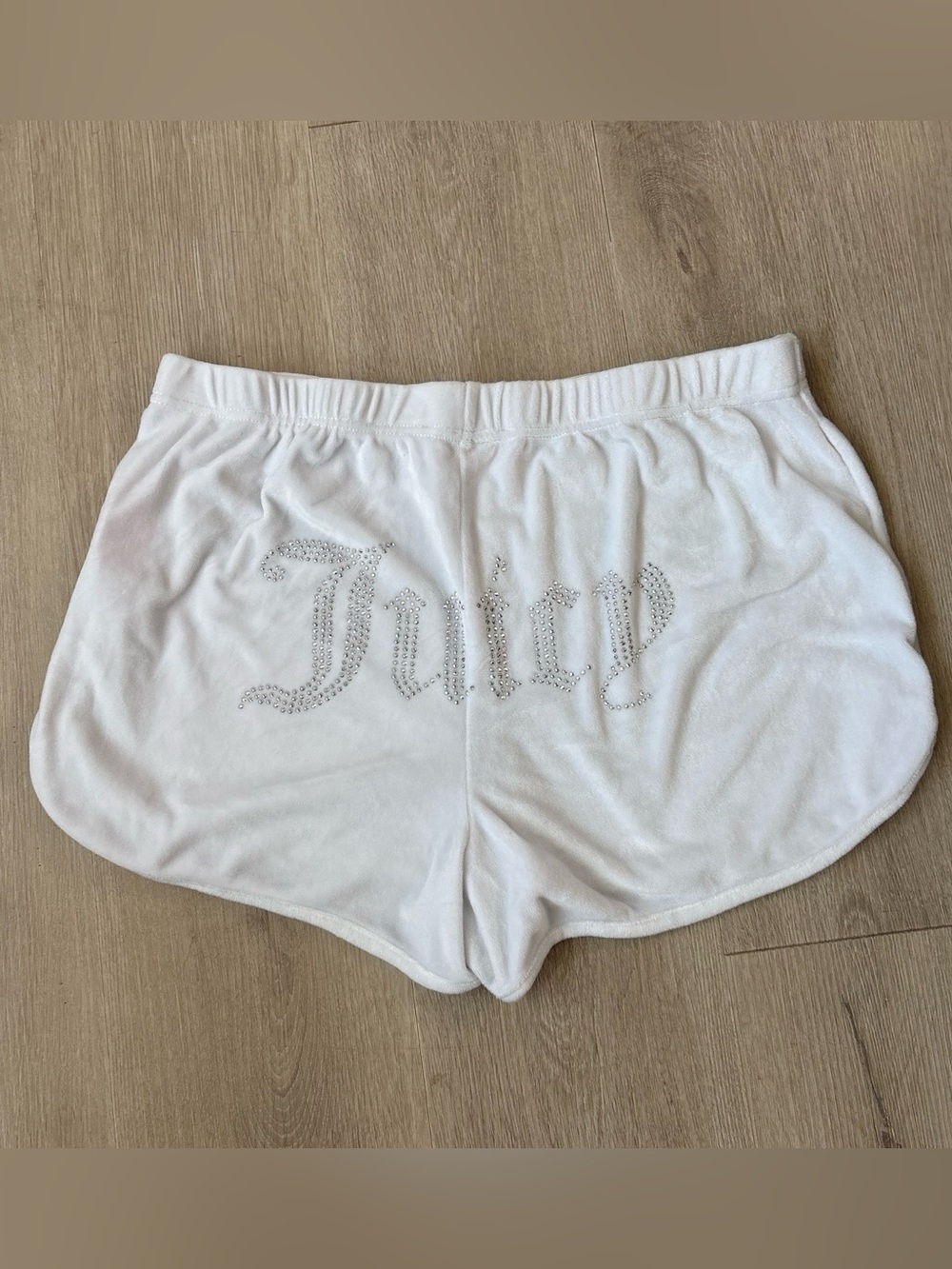Juicy Couture velour lounge shorts